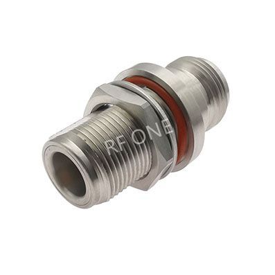 N母 转 N母 穿墙转接器 18GHz VSWR 1.2