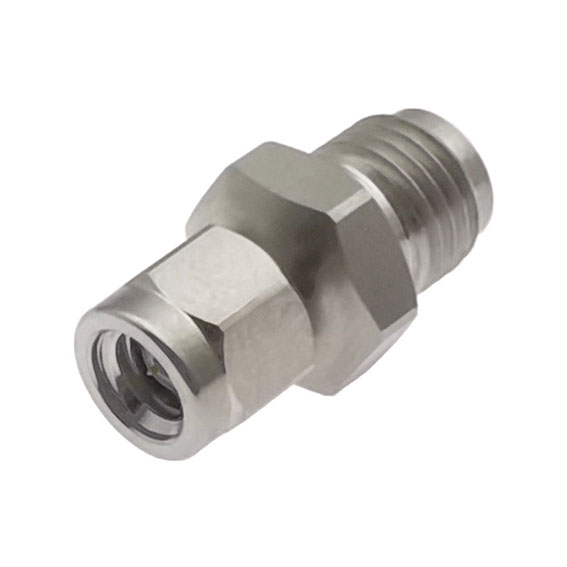 1.0mm公 转 2.92mm母 转接器 40GHz VSWR 1.15