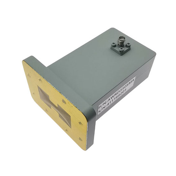 WRD350 转 SMA母 双脊波导同轴转接器，3.5-8.2GHz，正交