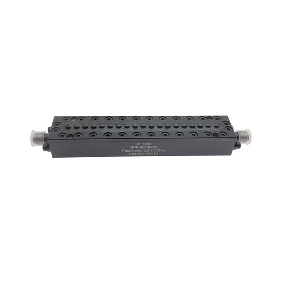 3900-4100 MHz SMA母 带通滤波器