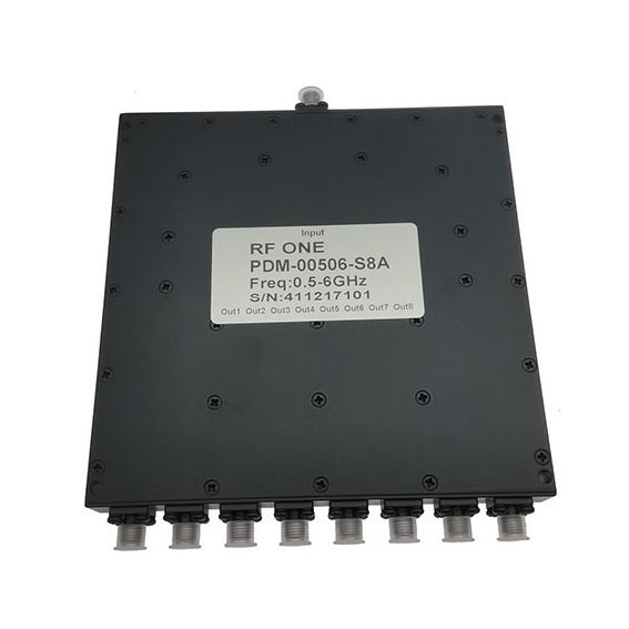 8路 SMA 功分器 0.5-6GHz