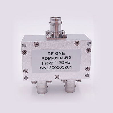 2路 BNC 功分器 1-2GHz