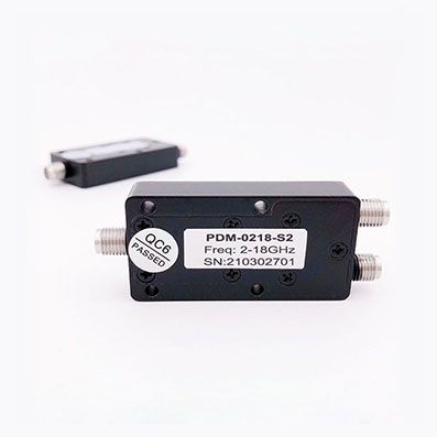 2路 SMA 功分器 2-18GHz